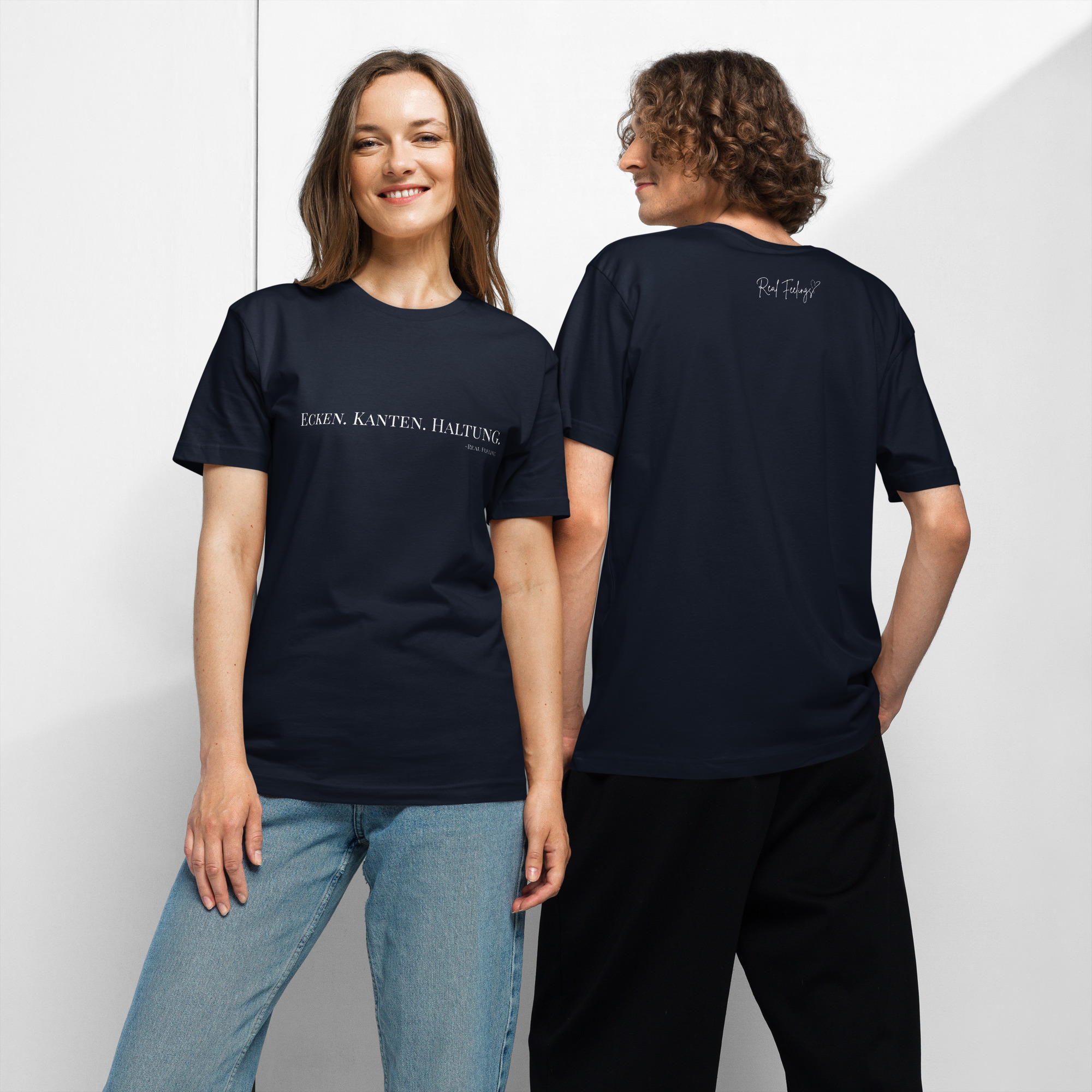 T-Shirt aus feinem Jersey "Ecken. Kanten. Haltung." – Bild 13